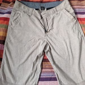 PrAnA shorts